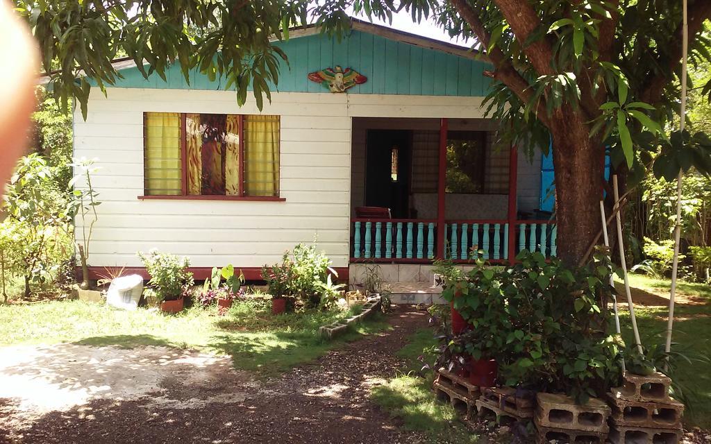Shades Cottage Guesthouse Blue Hole Extérieur photo