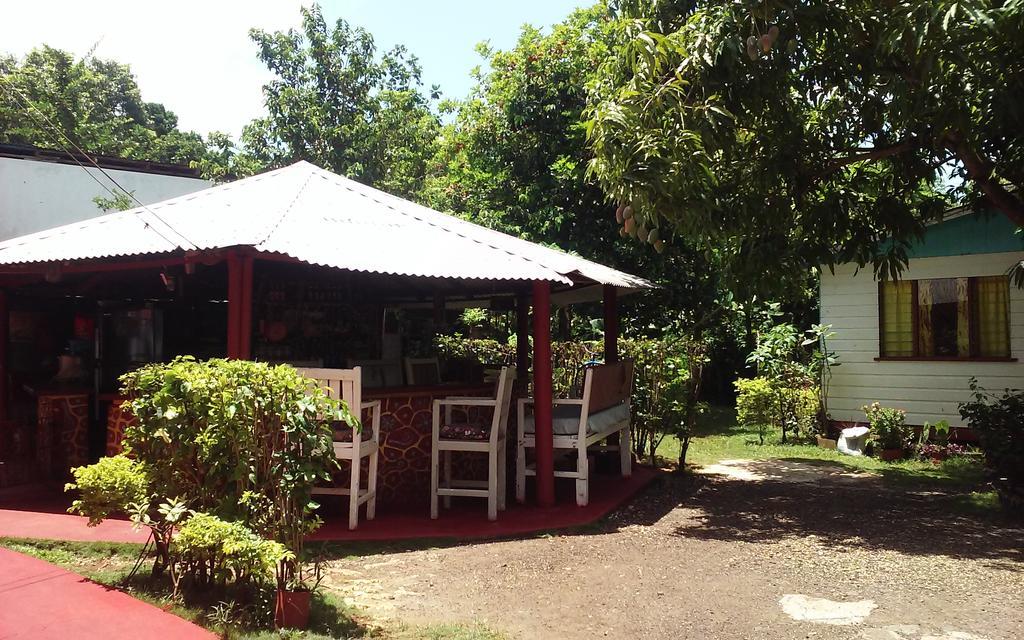 Shades Cottage Guesthouse Blue Hole Extérieur photo