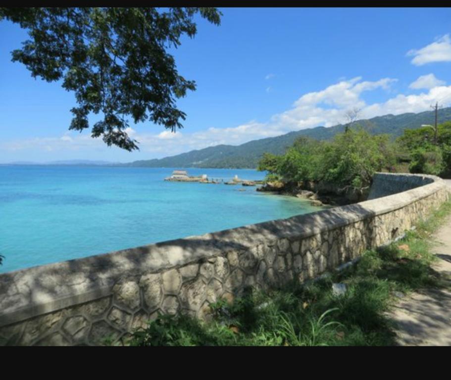 Shades Cottage Guesthouse Blue Hole Extérieur photo